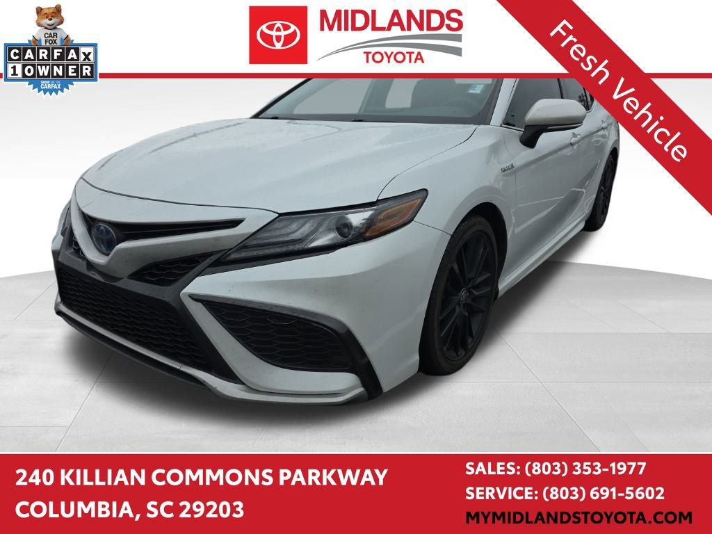 Used 2021 Toyota Camry XSE video 1
