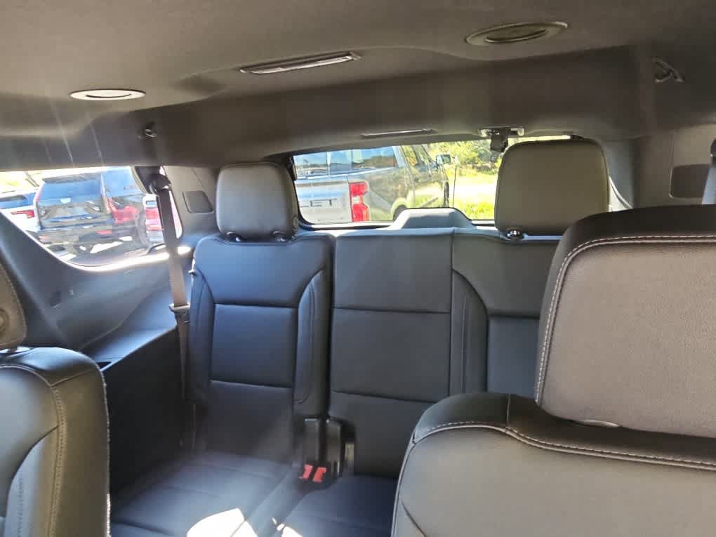 Used 2021 Chevrolet Tahoe LT w/ Luxury Package AWD/4WD image 23