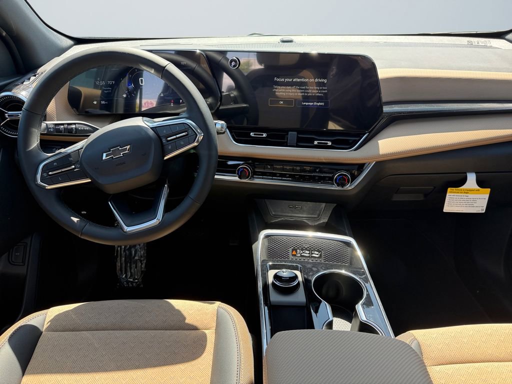 Used 2025 Chevrolet Equinox ACTIV image 10