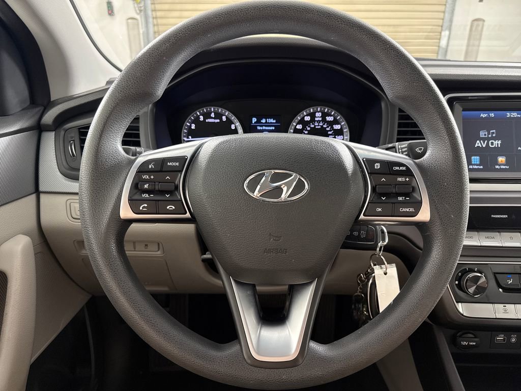 Used 2019 Hyundai Sonata SE image 14