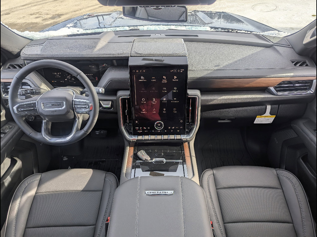 New 2026 GMC Yukon Denali w/ Sun & Power Step Package image 18