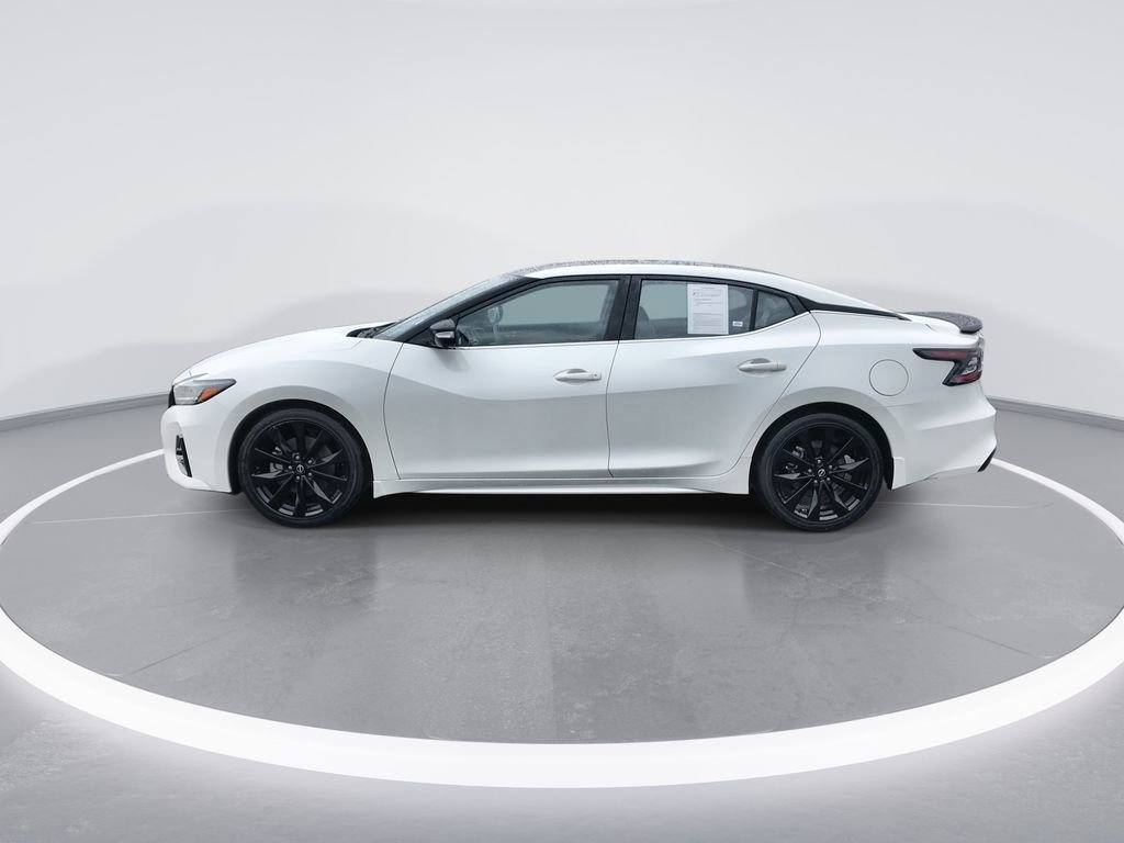 Used 2023 Nissan Maxima SR w/ Sport Mat Group image 5