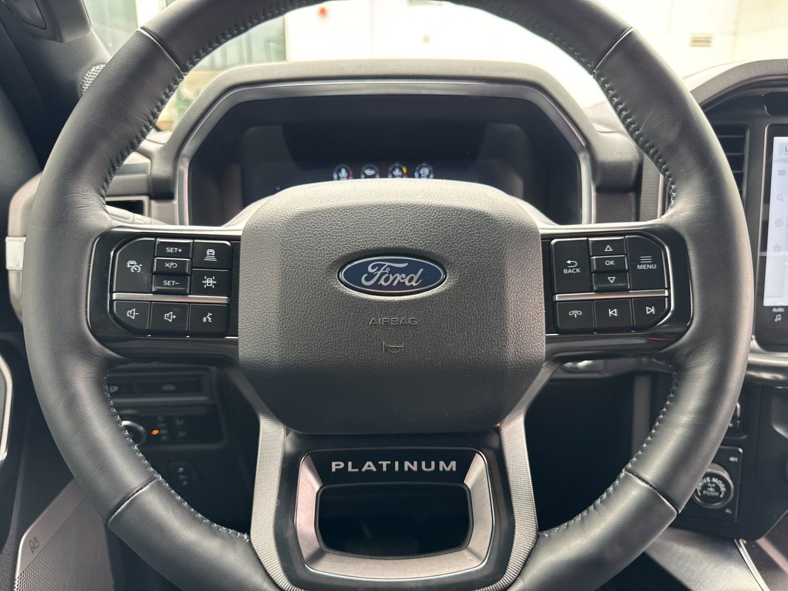 Used 2024 Ford F150 Platinum image 27