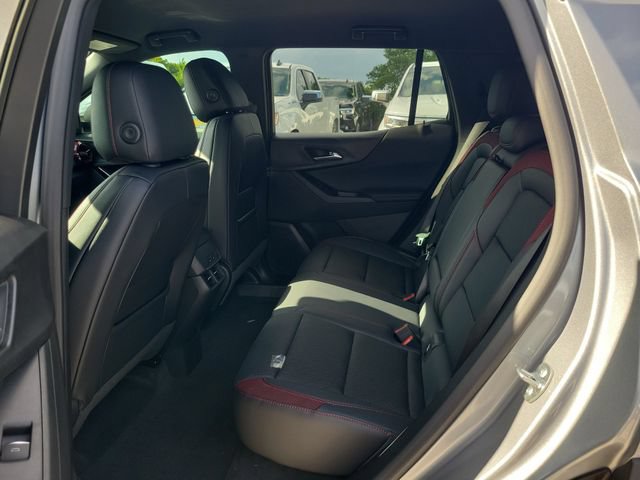 New 2027 Chevrolet Equinox RS w/ Convenience Package III FWD image 6
