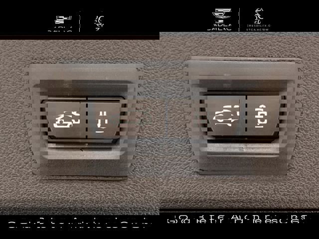 Used 2025 BMW X6 xDrive40i image 32