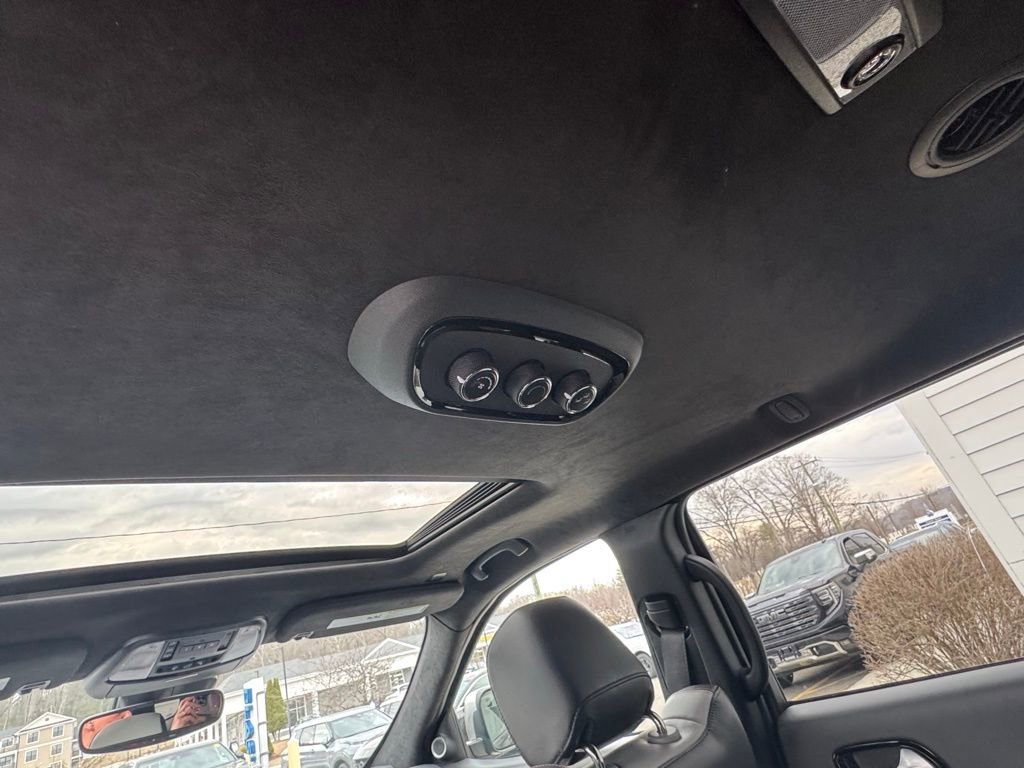 Used 2024 Dodge Durango Citadel image 40