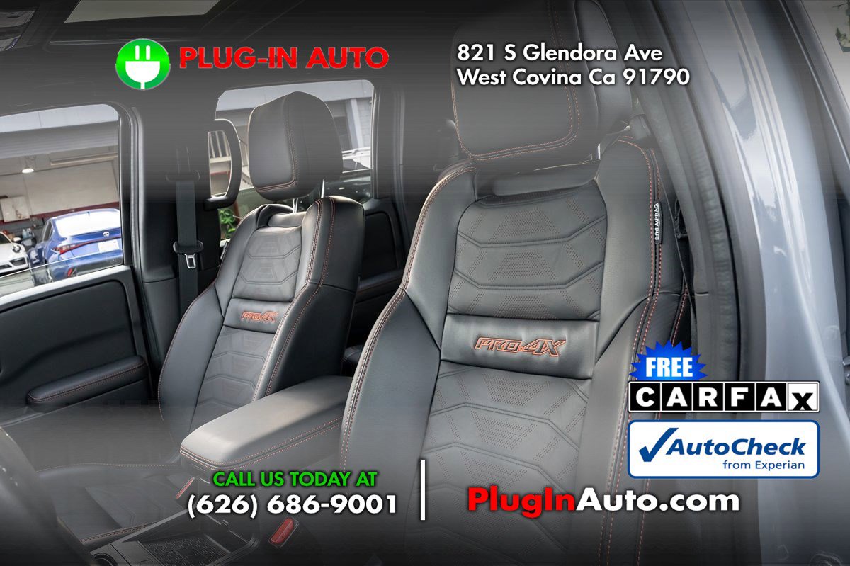 Used 2025 Nissan Frontier PRO-4X w/ Pro Premium Package image 3