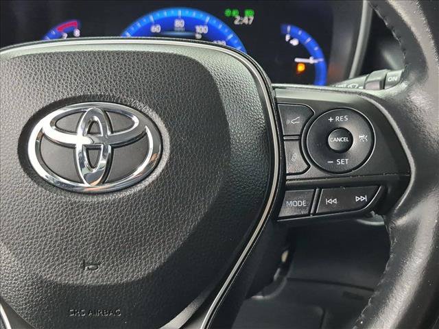 Used 2022 Toyota Corolla Cross XLE w/ Black Badges Package (TMS) FWD image 30