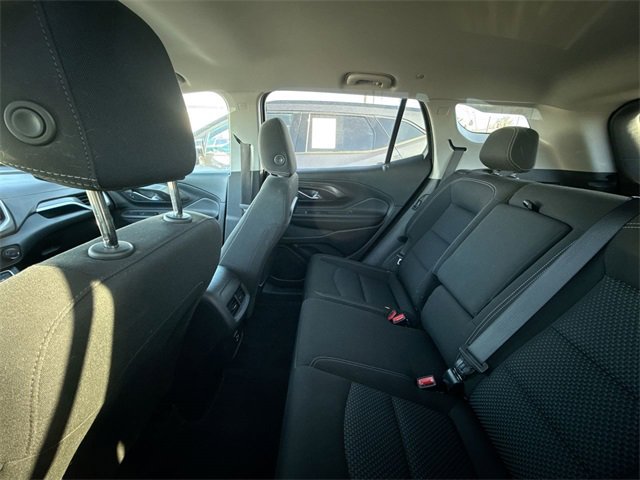 Used 2024 GMC Terrain SLE image 9