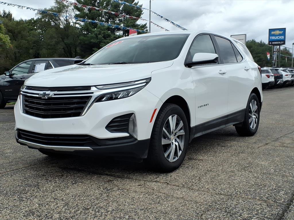 Certified 2024 Chevrolet Equinox LT w/ LPO, Floor Liner Package image 3