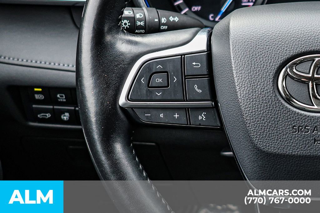 Used 2021 Toyota Highlander Platinum image 36