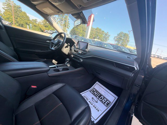 Used 2022 Nissan Altima 2.5 SR FWD image 15