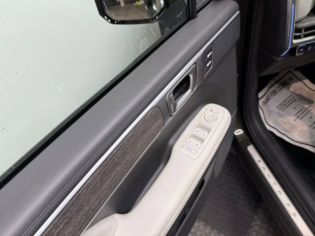 Certified 2025 Hyundai Santa Fe Calligraphy image 21