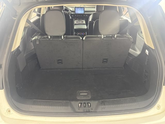 Used 2023 Lincoln Aviator AWD w/ Premium Package image 22