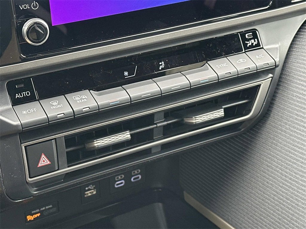 New 2026 Toyota Camry SE image 29