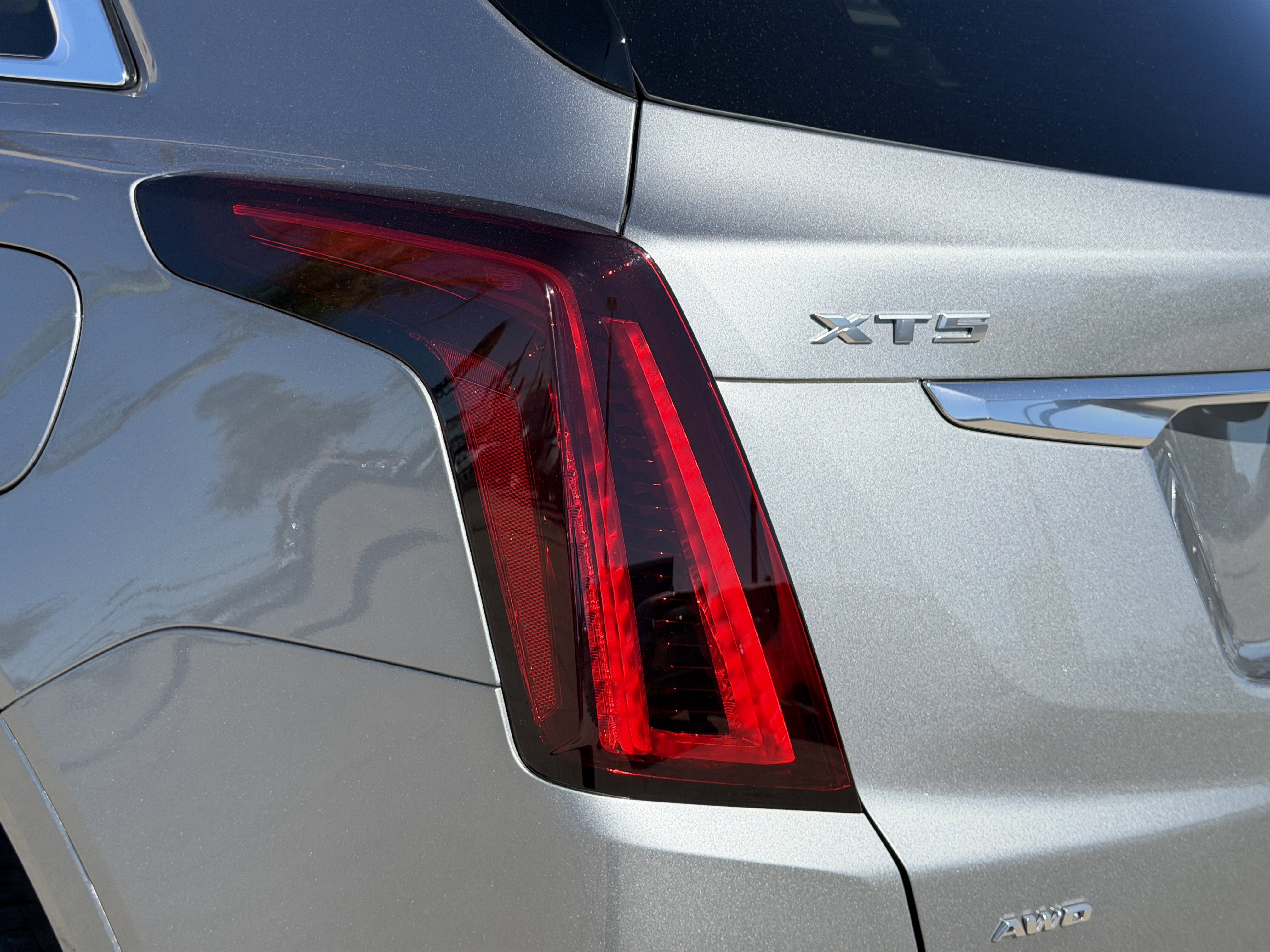 New 2026 Cadillac XT5 Luxury image 9