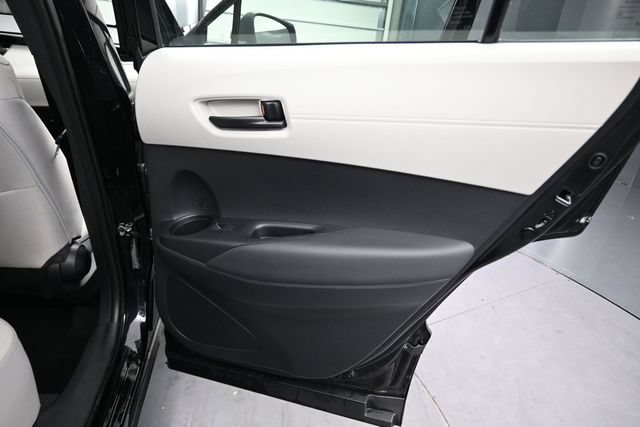 Used 2026 Toyota Corolla Cross L FWD image 22