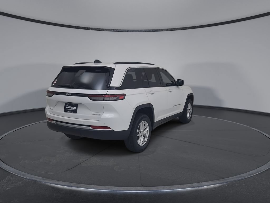 New 2026 Jeep Grand Cherokee Laredo X AWD/4WD image 14