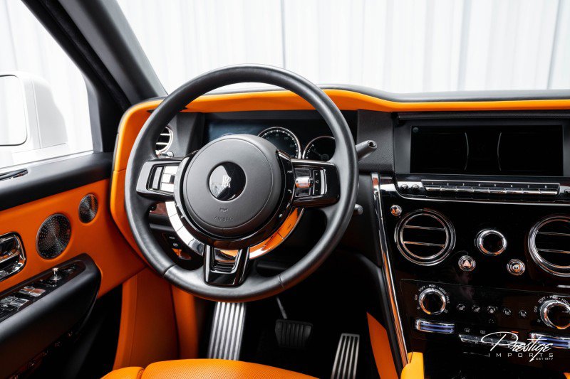 Used 2021 Rolls-Royce Cullinan image 39