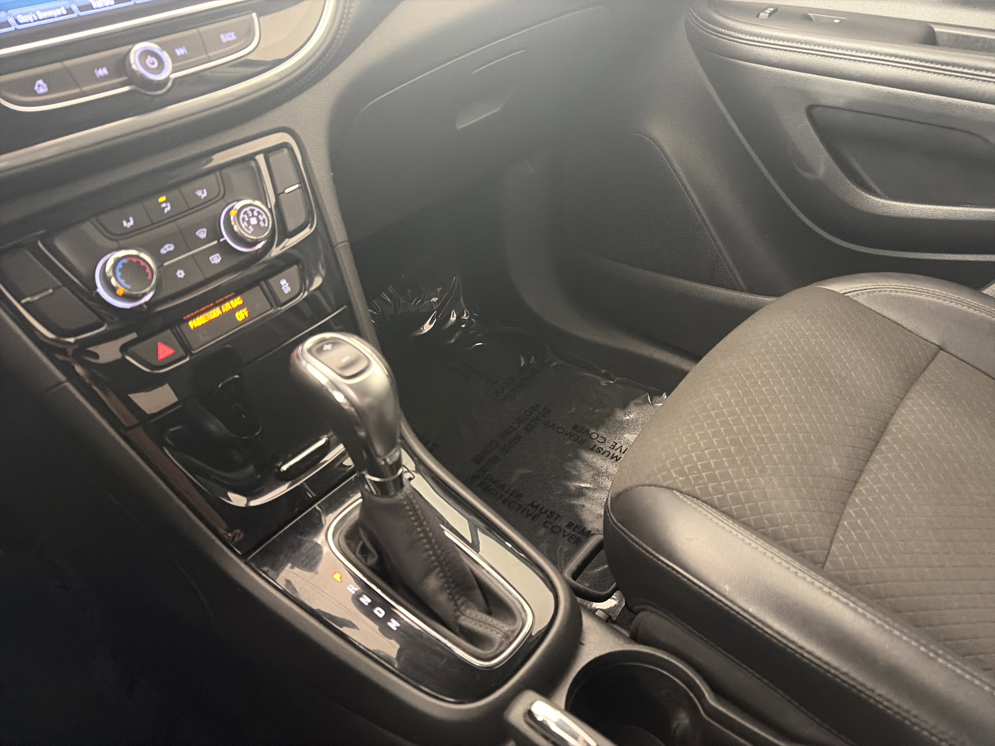 Used 2020 Buick Encore Preferred w/ Safety Package image 25