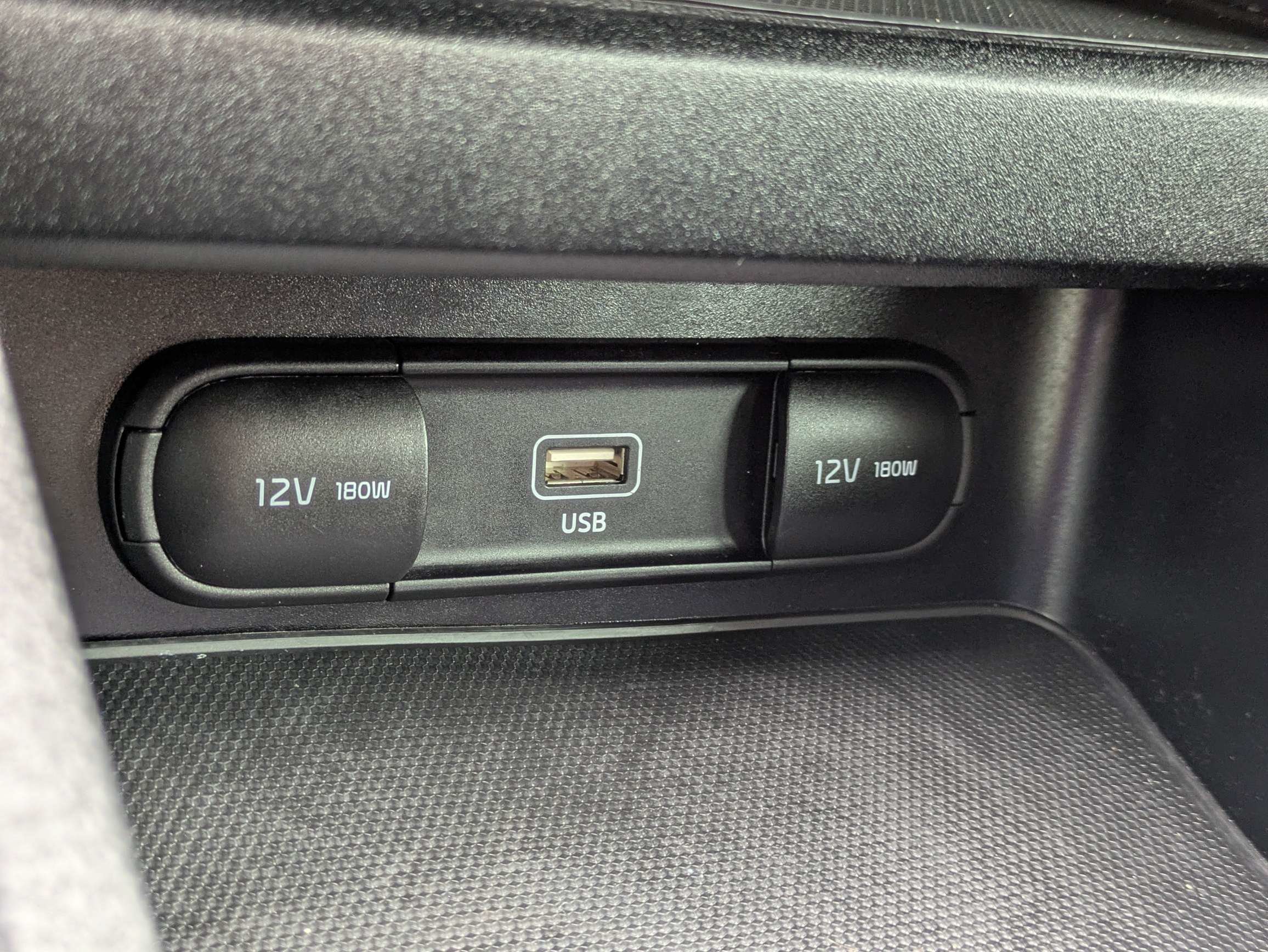 Certified 2022 Kia Forte LXS FWD image 24
