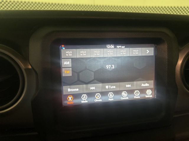 Used 2022 Jeep Wrangler Unlimited Sport AWD/4WD image 22