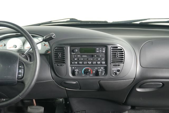 Used 2000 Ford F150 Harley-Davidson RWD image 22