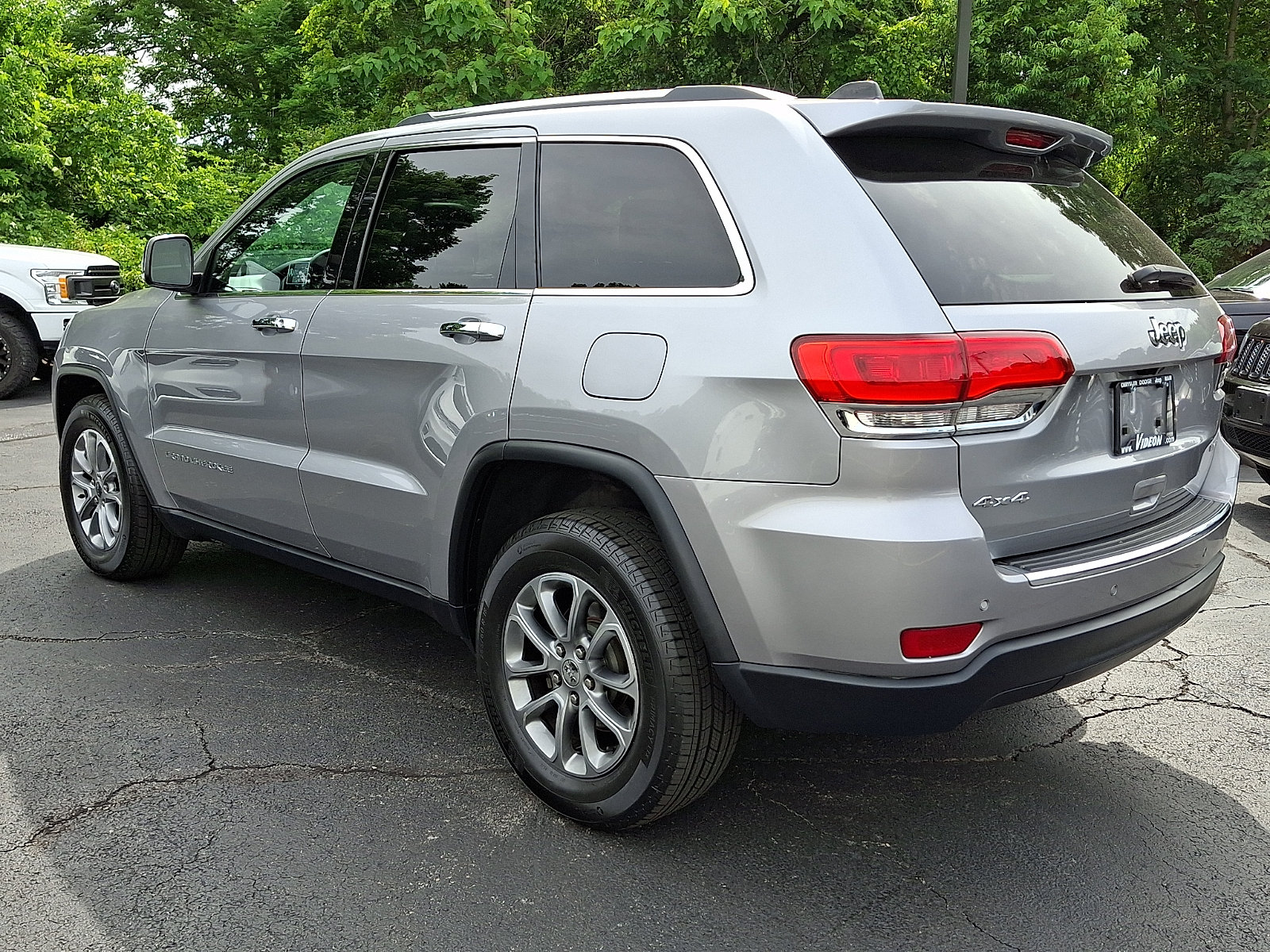 Certified 2016 Jeep Grand Cherokee Limited AWD/4WD image 4