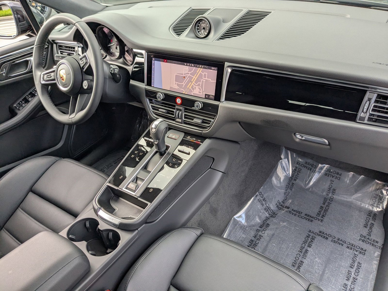 New 2026 Porsche Macan AWD/4WD image 26