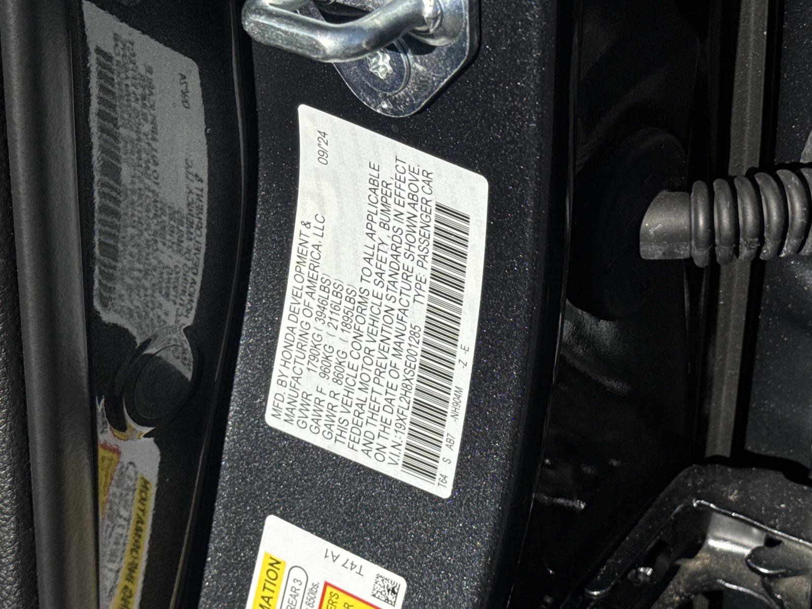 Used 2025 Honda Civic Sport image 30