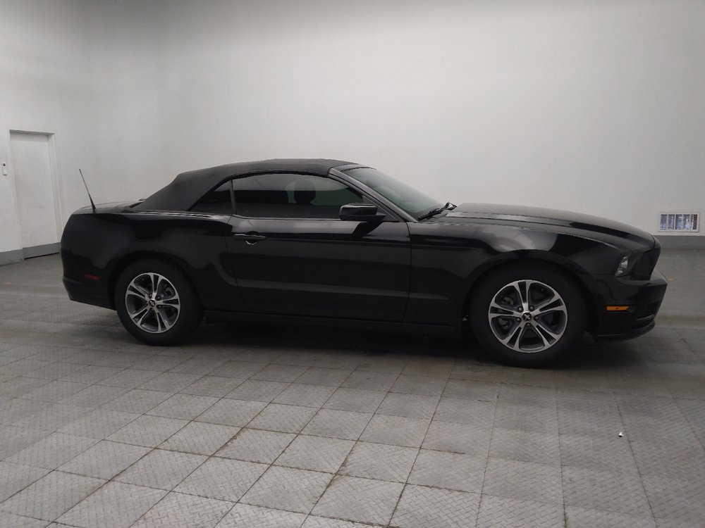 Used 2014 Ford Mustang Premium RWD image 11