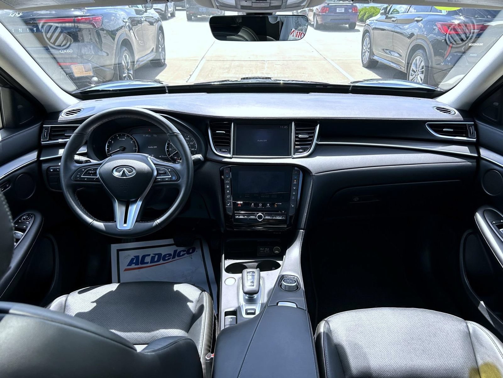Certified 2025 INFINITI QX50 Luxe AWD/4WD image 12