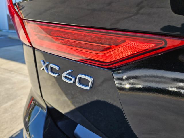 Used 2021 Volvo XC60 T6 Inscription w/ Protection Package Premier AWD/4WD image 11