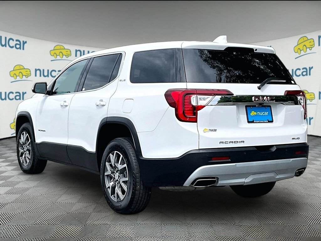 Used 2023 GMC Acadia SLE AWD/4WD image 4