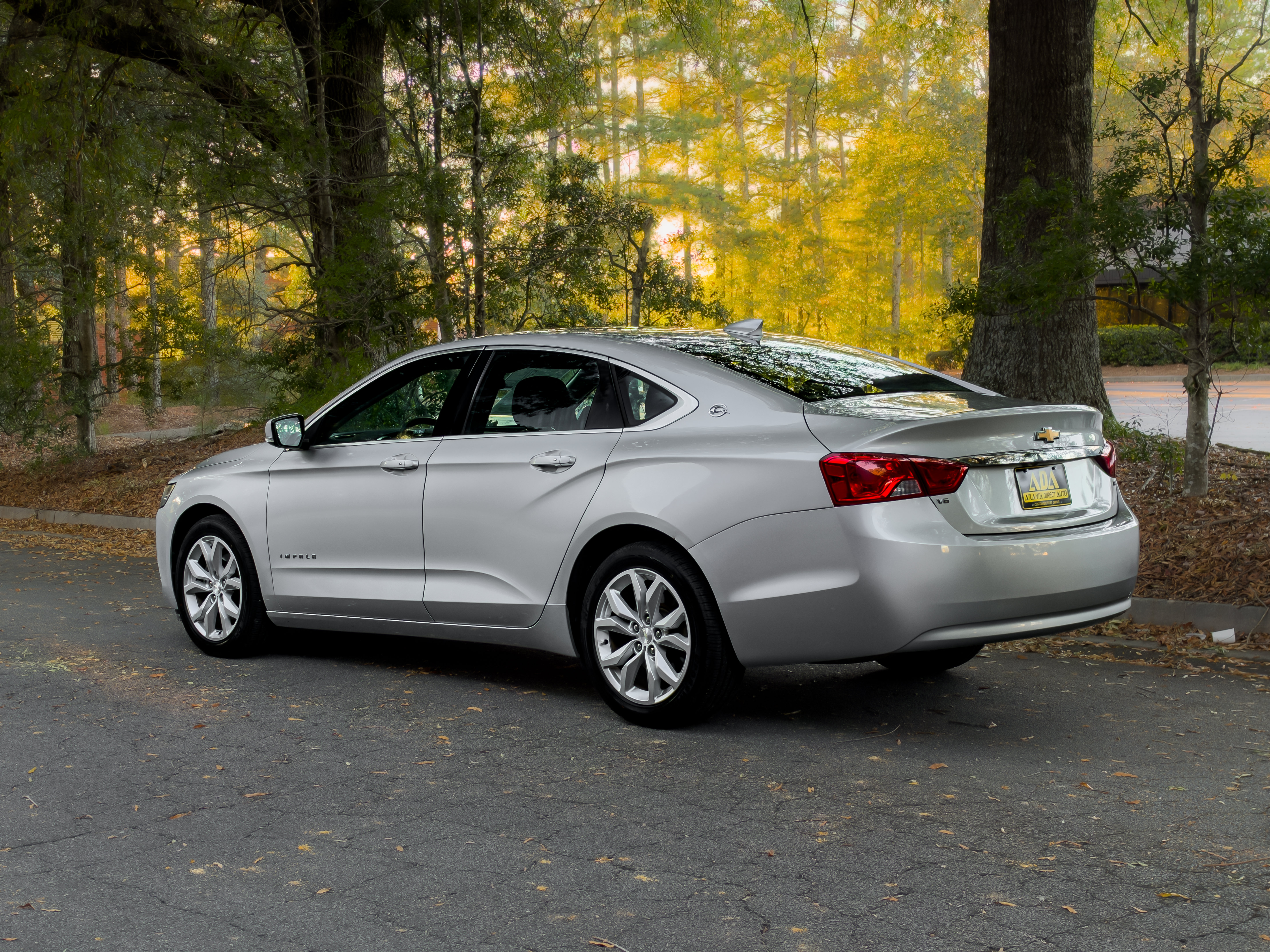 Used 2018 Chevrolet Impala LT FWD image 50