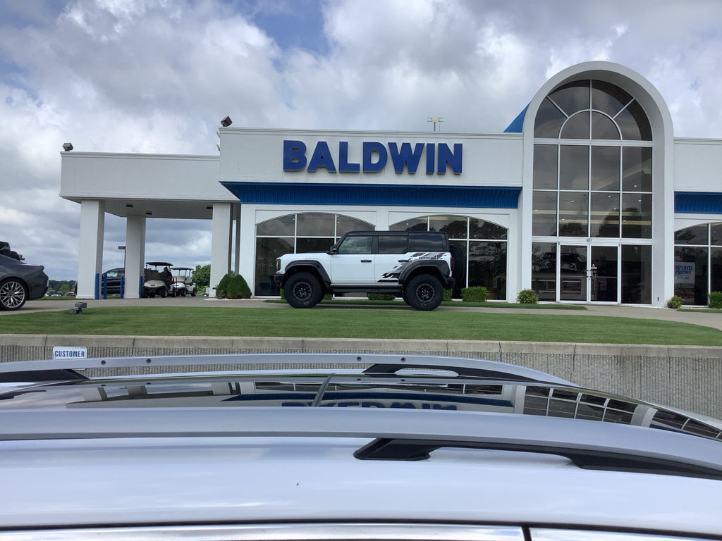 Used 2022 GMC Terrain SLT AWD/4WD image 9