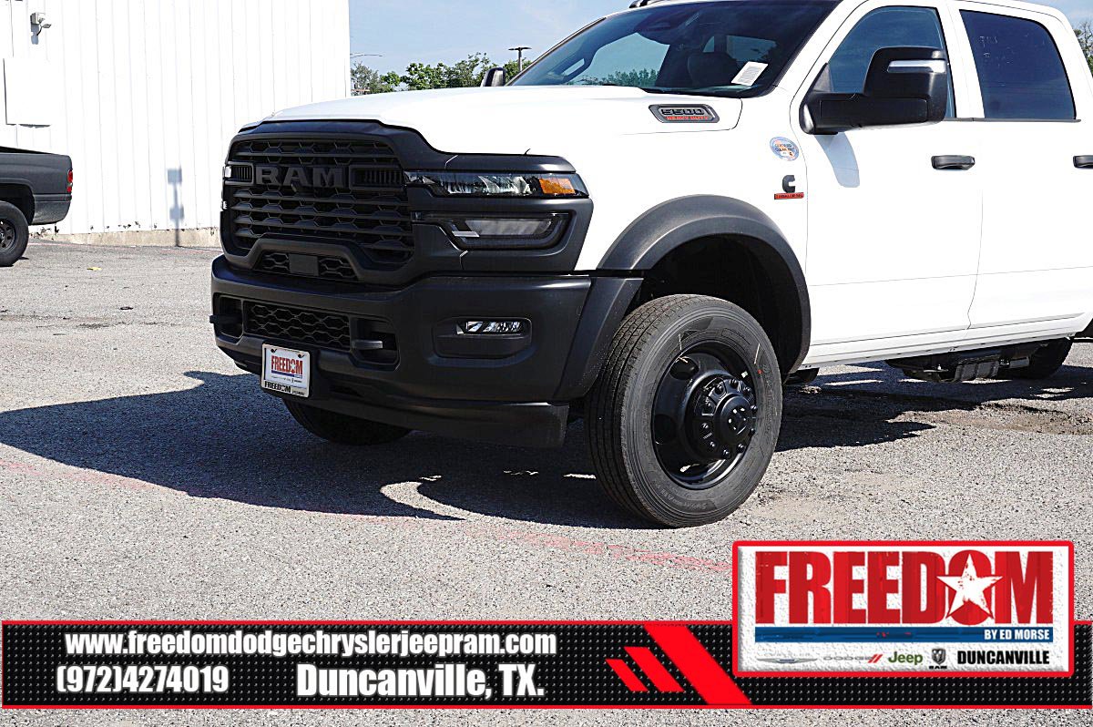 New 2026 RAM 5500 Tradesman AWD/4WD image 40