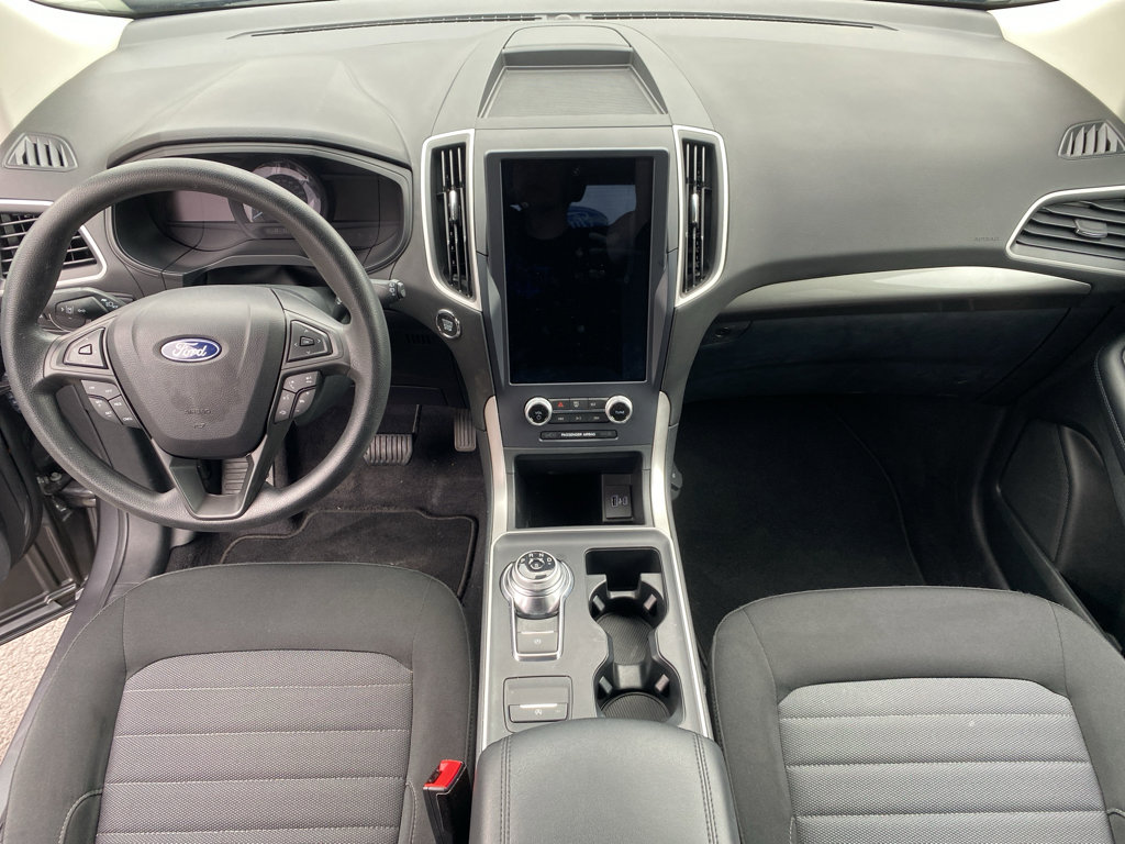 Certified 2022 Ford Edge SE w/ Black Appearance Package image 14