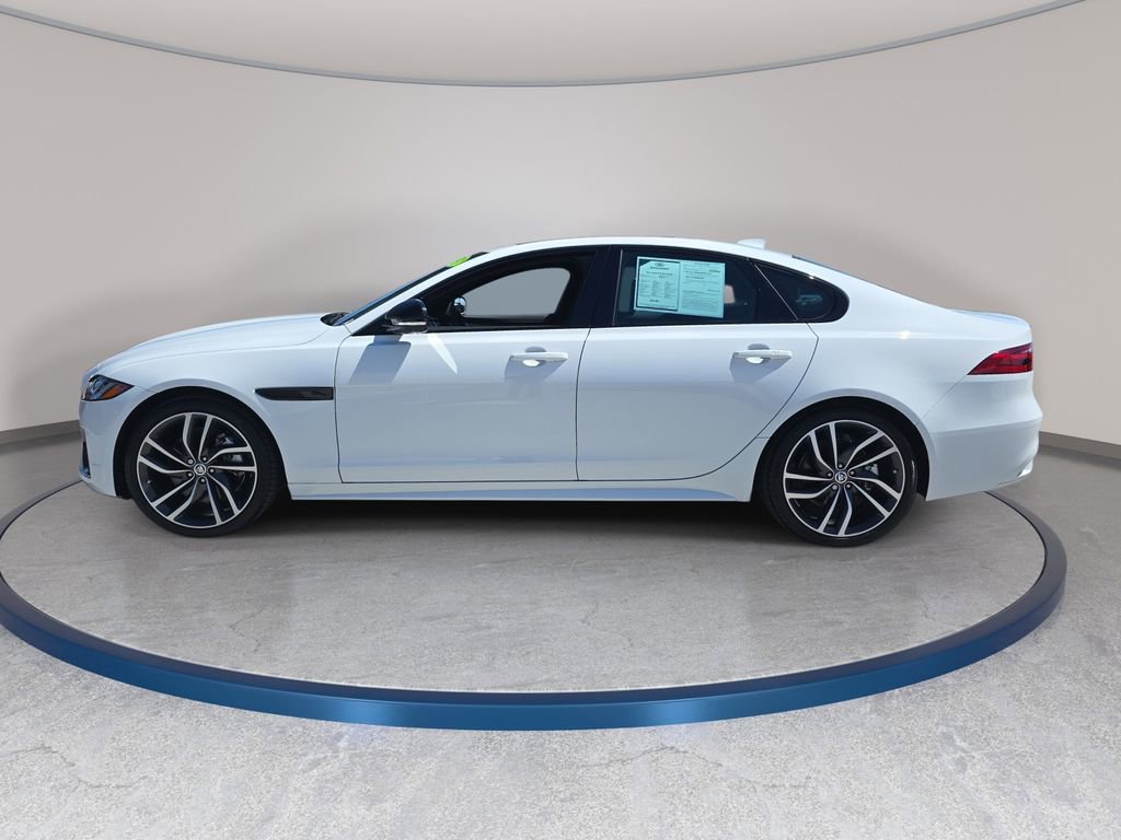 Certified 2024 Jaguar XF R-Dynamic SE AWD/4WD image 8