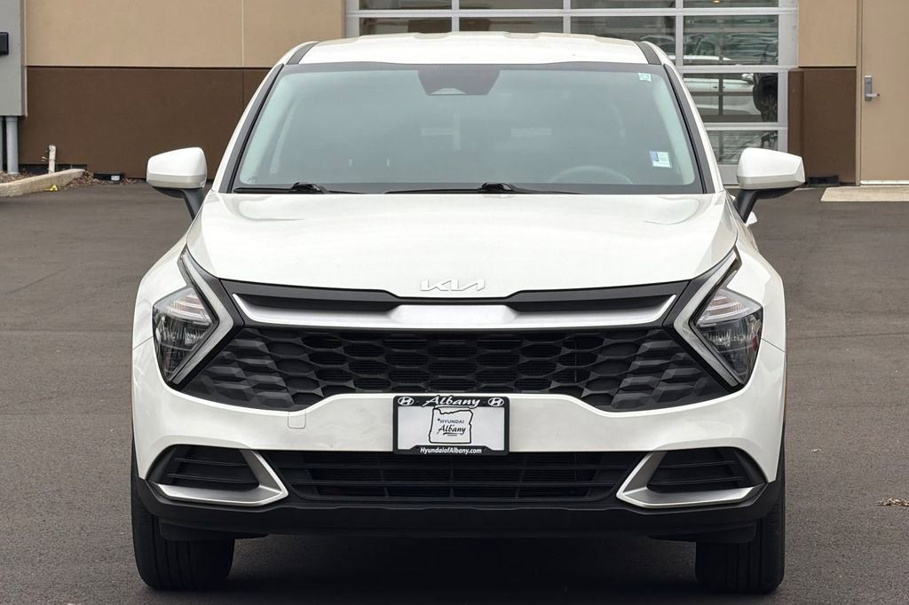 Used 2023 Kia Sportage LX image 6