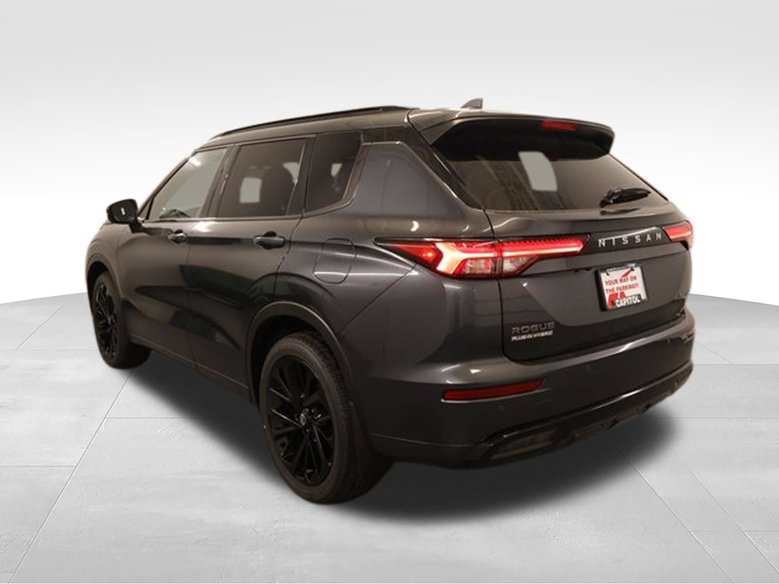 New 2026 Nissan Rogue Platinum AWD/4WD image 4