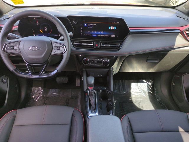 Used 2025 Chevrolet TrailBlazer RS w/ Convenience Package image 14