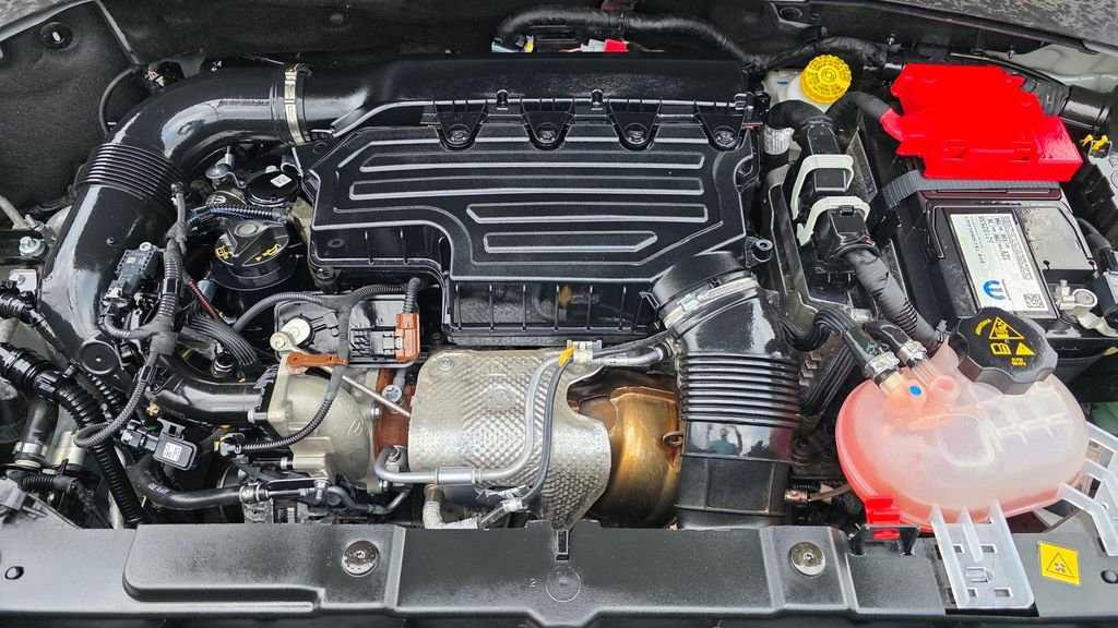 Used 2023 Jeep Renegade Latitude image 12