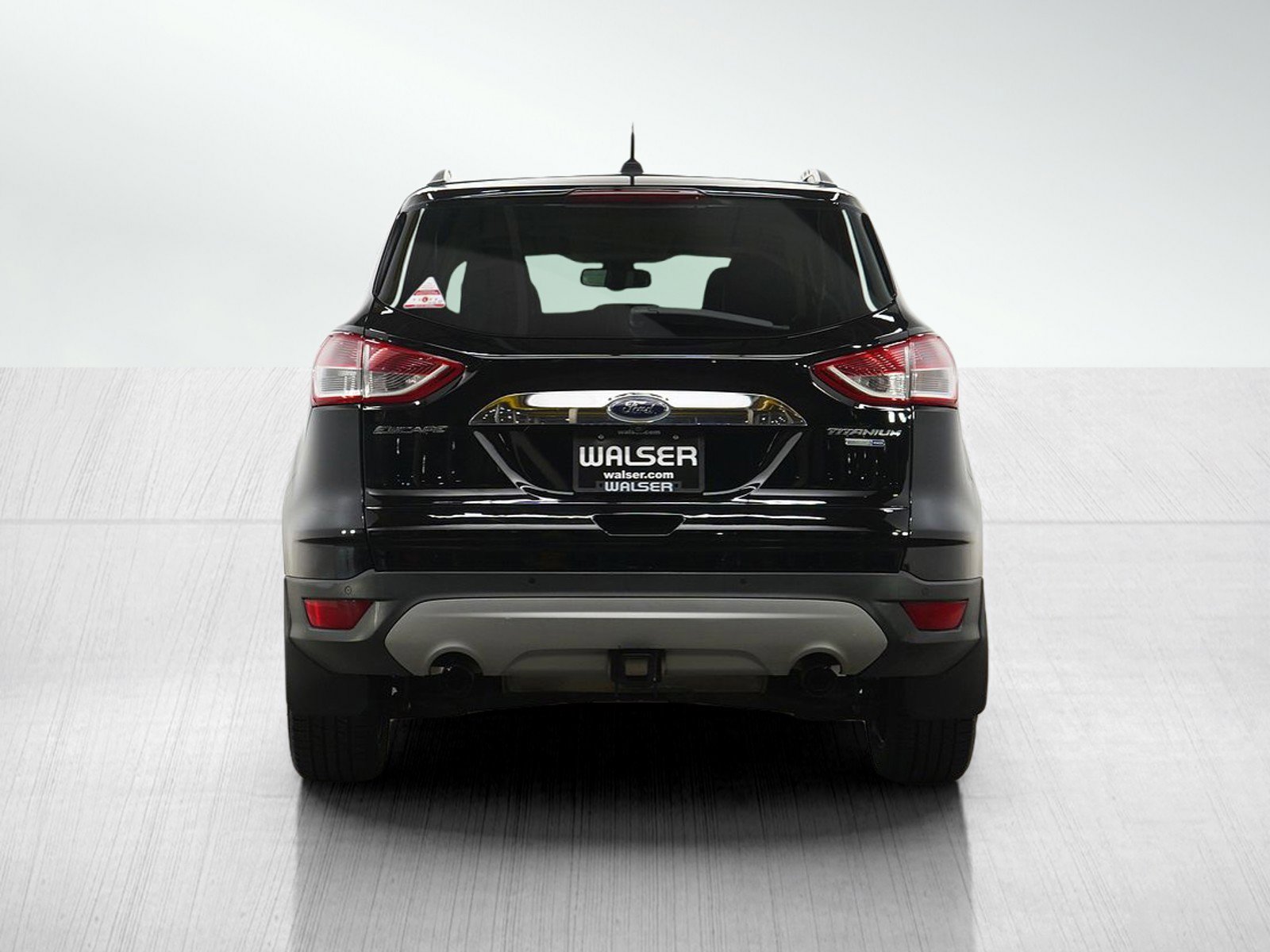 Used 2016 Ford Escape Titanium AWD/4WD image 4