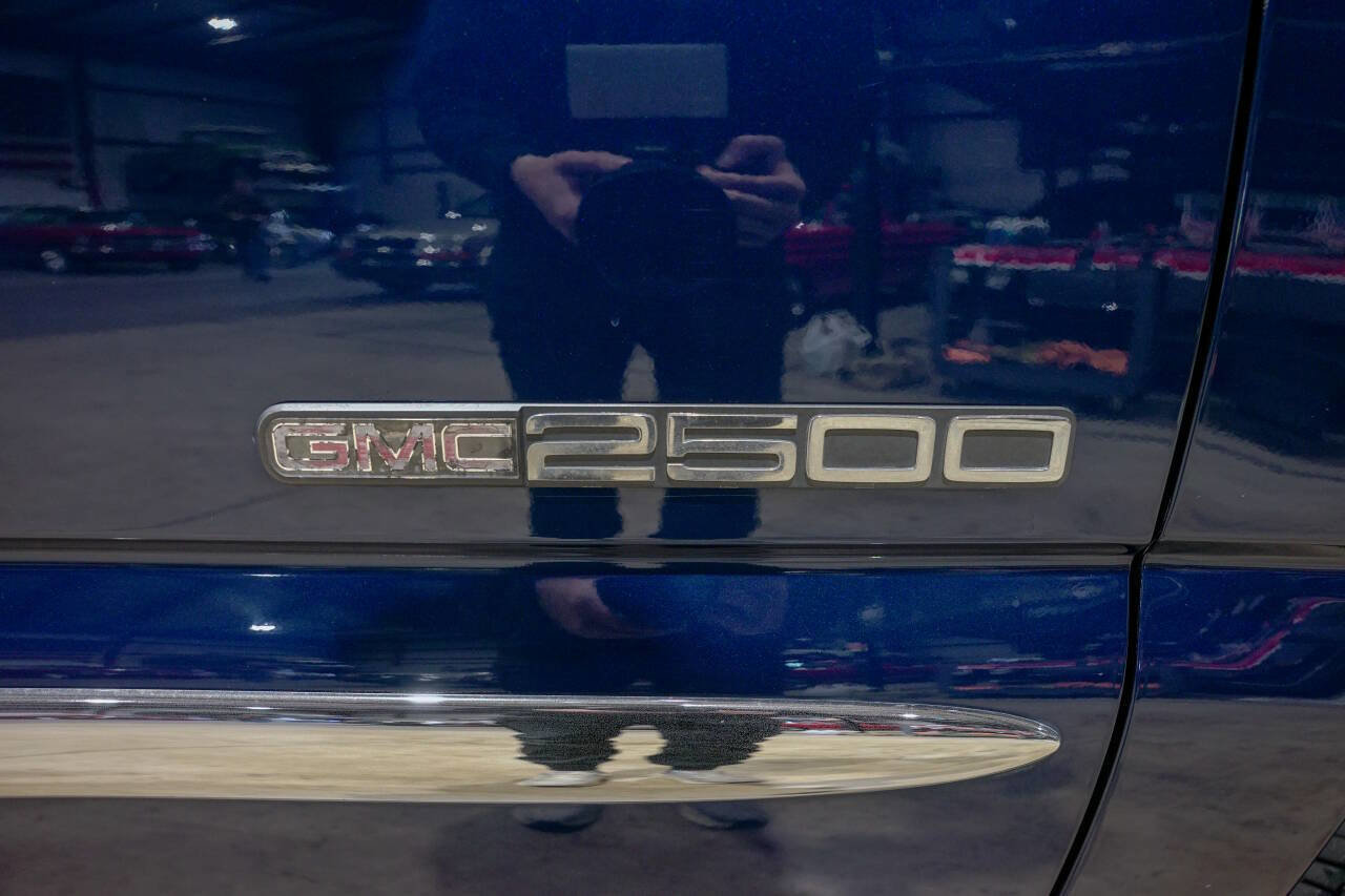 Used 1999 GMC Sierra 2500 SLE 3dr Extended Cab LB HD w/ Marketing Option Pkg image 26