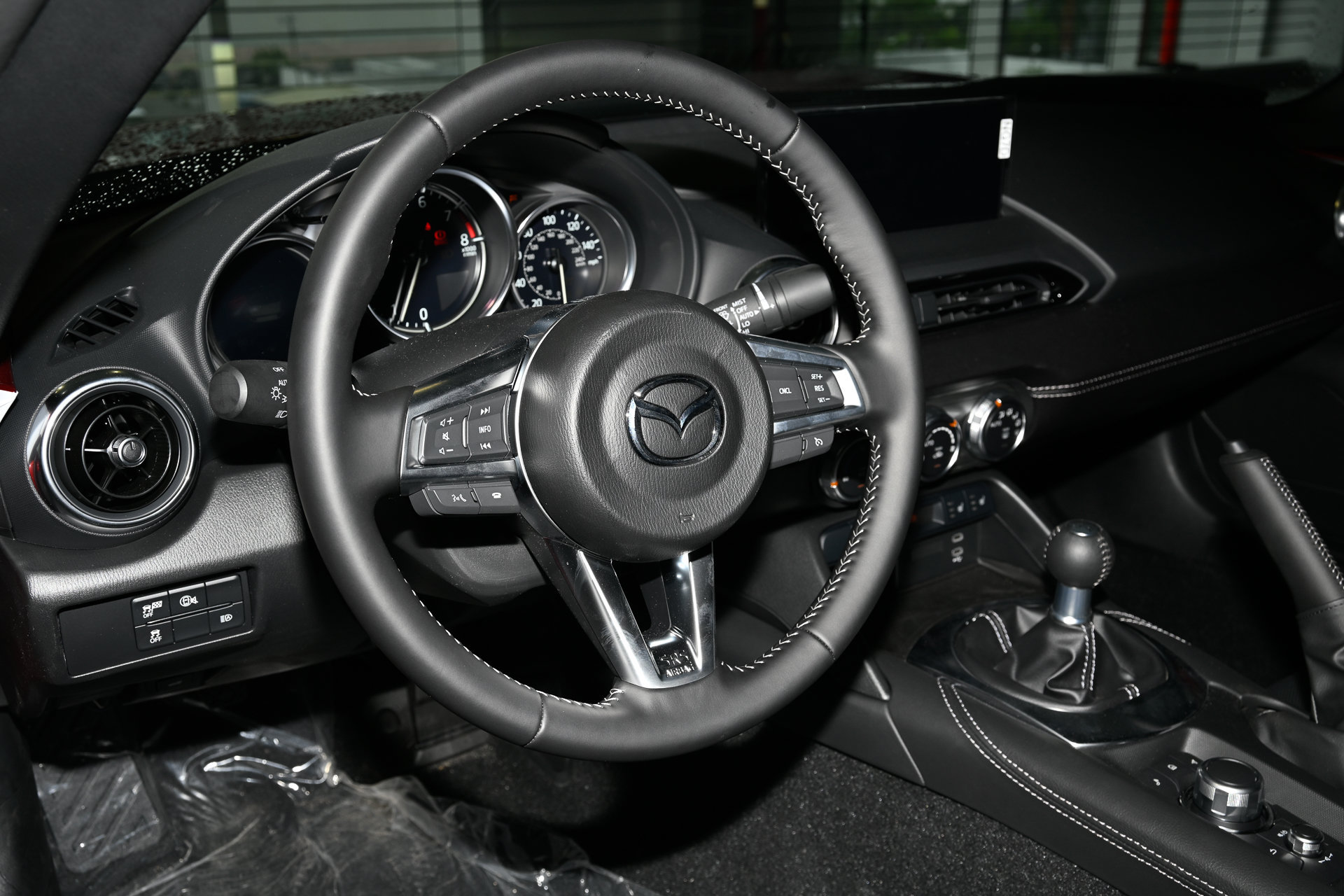 New 2026 MAZDA MX-5 Miata Grand Touring RWD image 28
