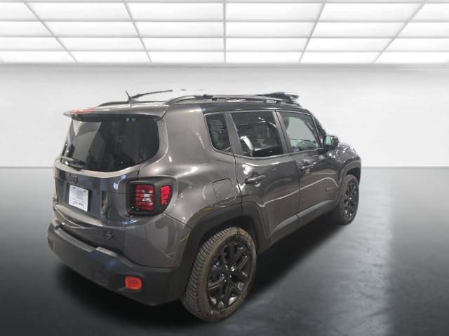 Used 2016 Jeep Renegade Latitude image 5