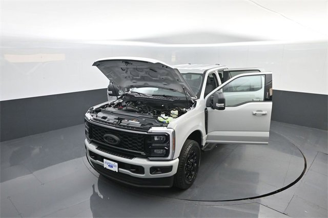 New 2026 Ford F250 XLT w/ XLT Premium Package image 35