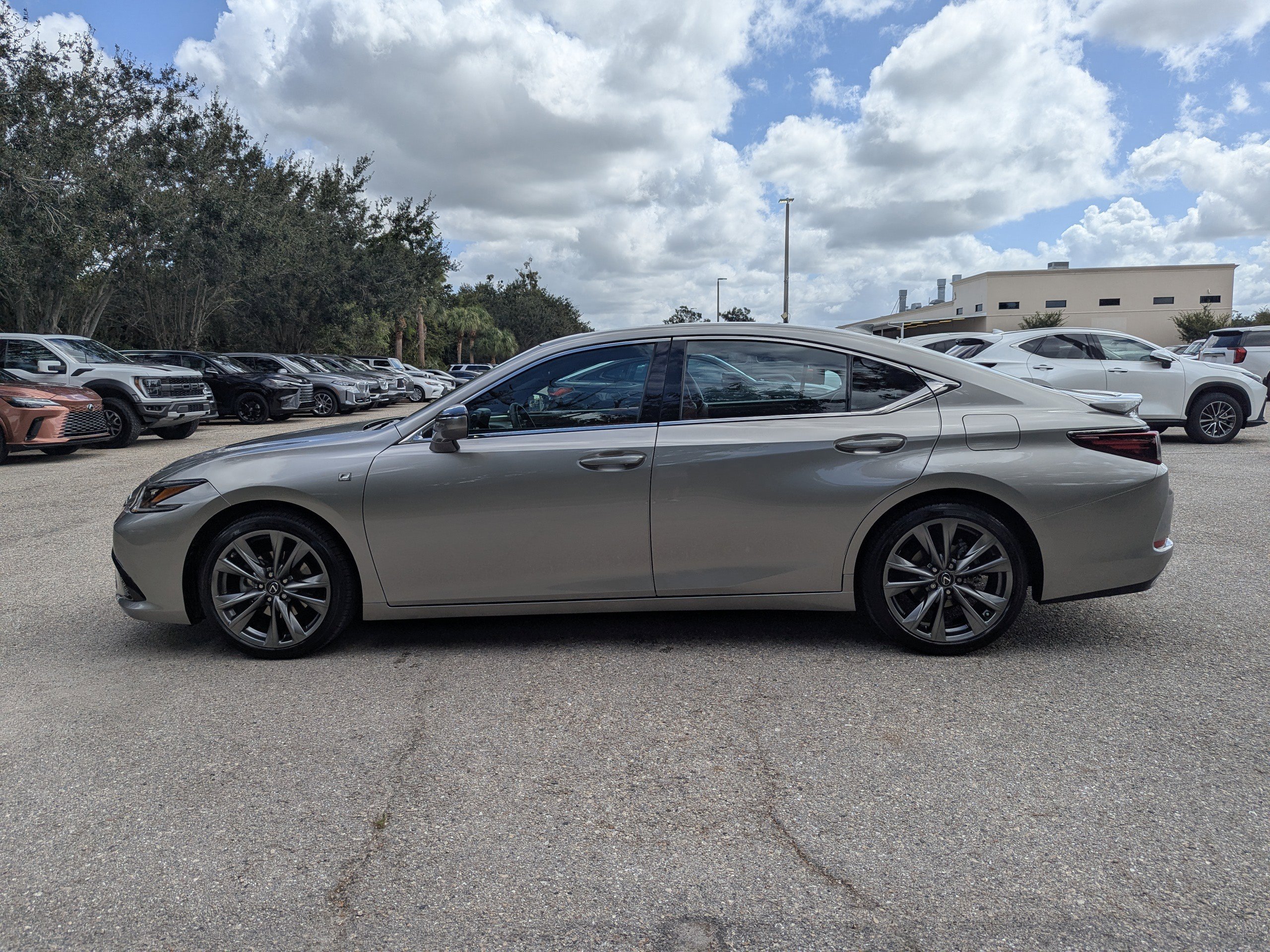 Used 2019 Lexus ES 350 F Sport image 7
