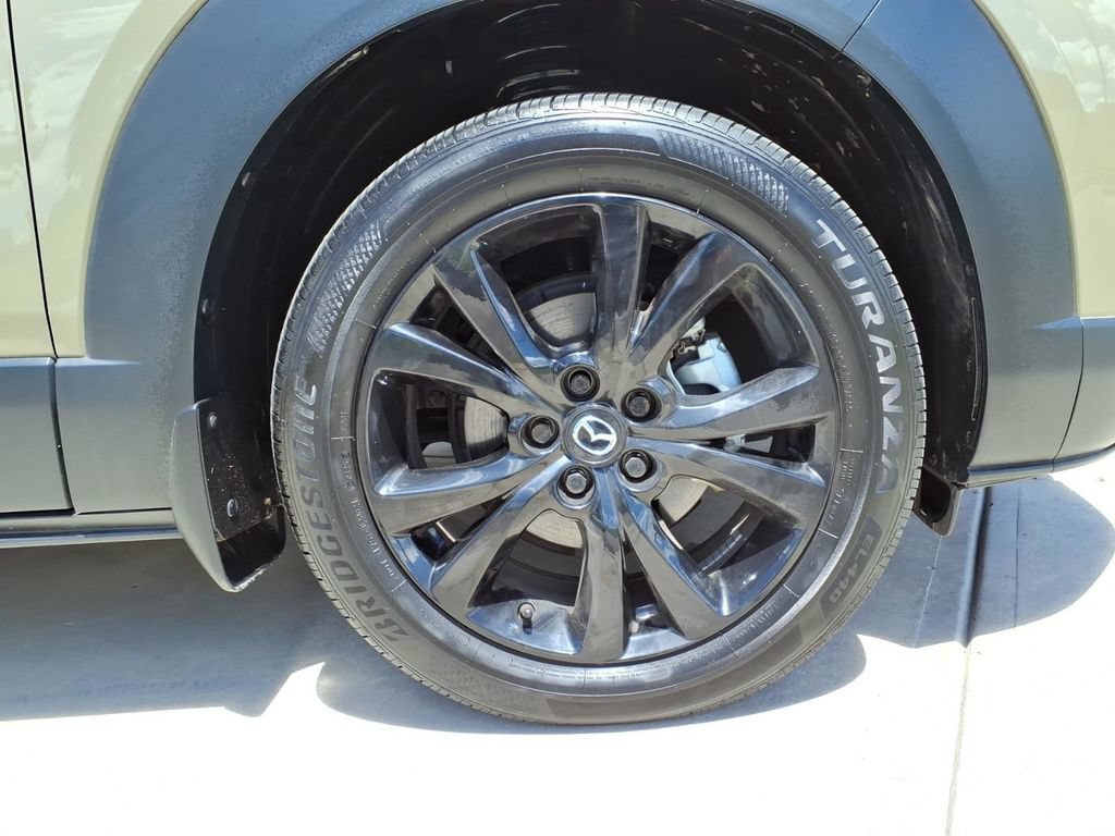 Certified 2025 MAZDA CX-30 Carbon AWD/4WD image 9